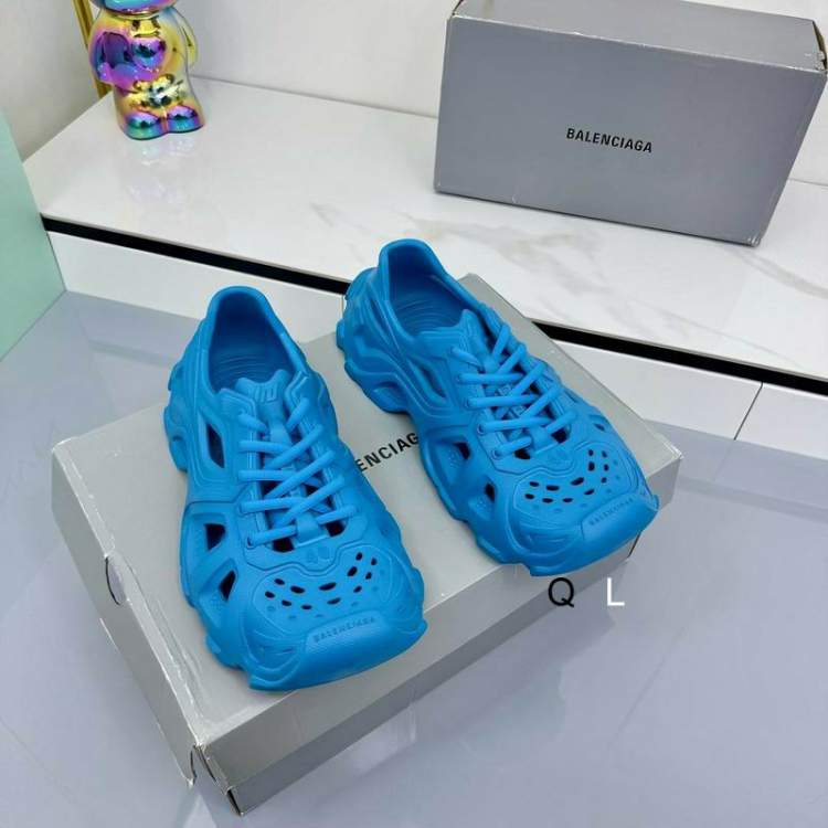 Picture of Balenciaga Shoes _SKUBALENCIAGAsz35-40QL09011371